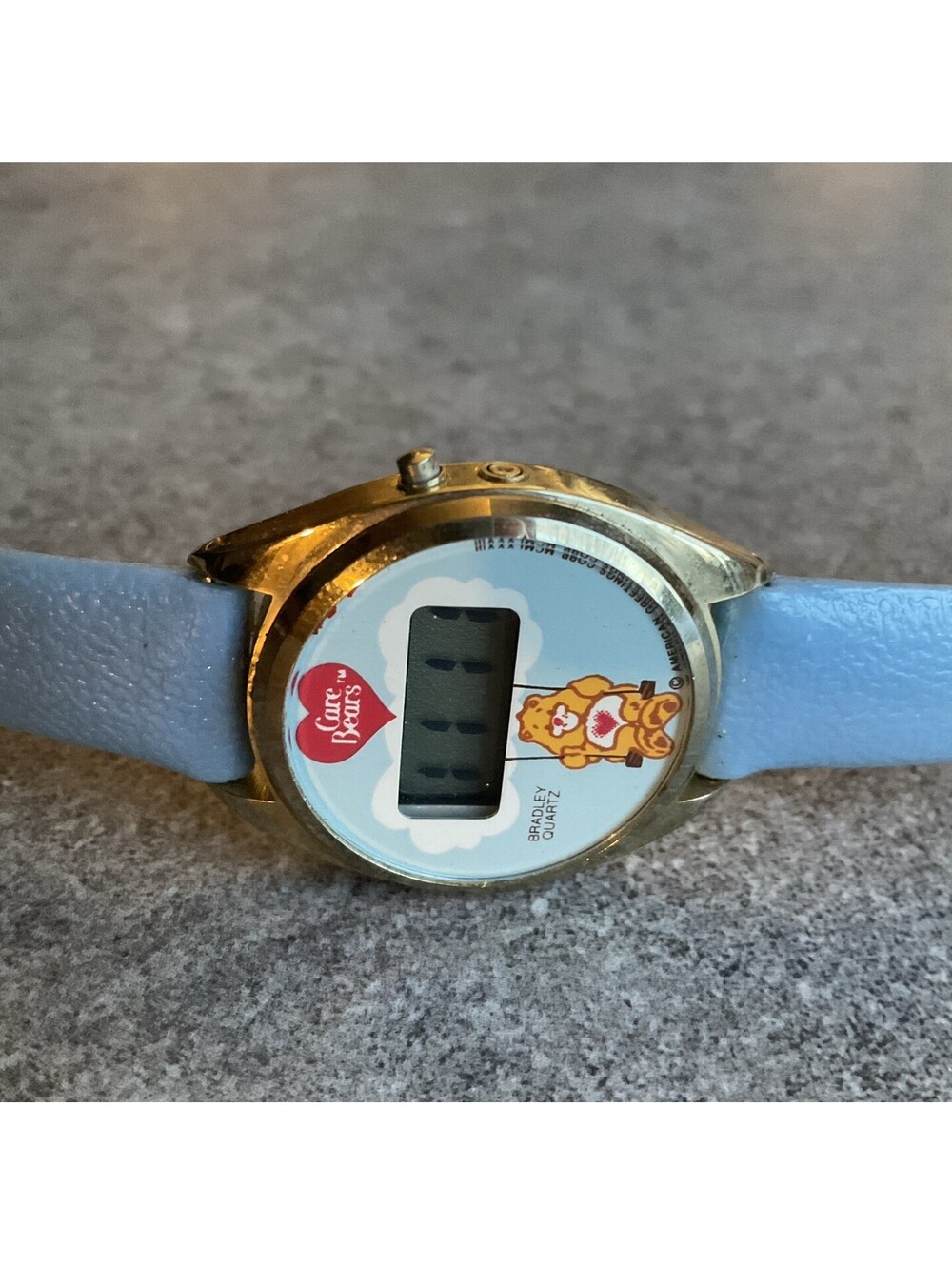 Rare Vintage Bradley Time Care Bears TENDERHEART Bear LCD Digital Watch A11